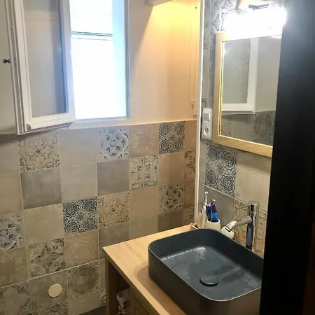 Superbe Appartement Lumineux Avec Place De Parking 아파트