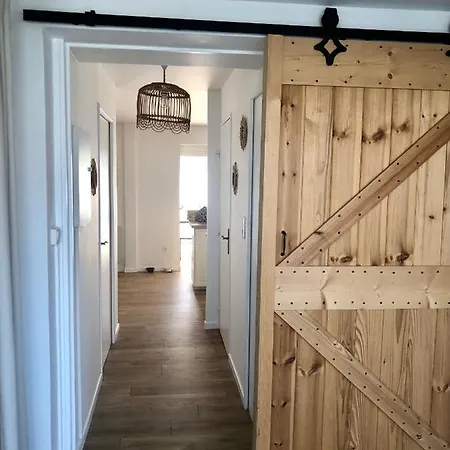 아파트 Superbe Appartement Lumineux Avec Place De Parking 라센느쉬르메르